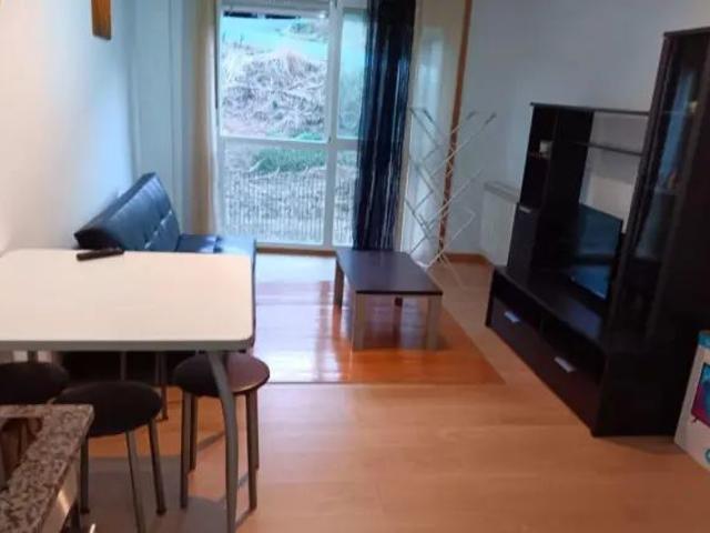 Piso en alquiler en Calle Pouso