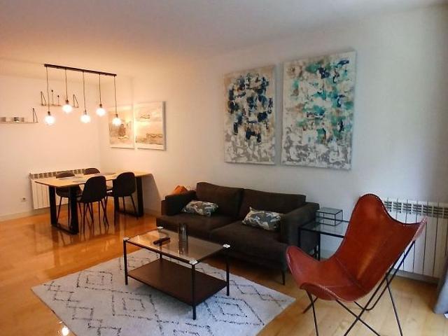 Piso en alquiler en calle Provença, Barcelona, de 106 m² 2 habitaciones por 2.800
