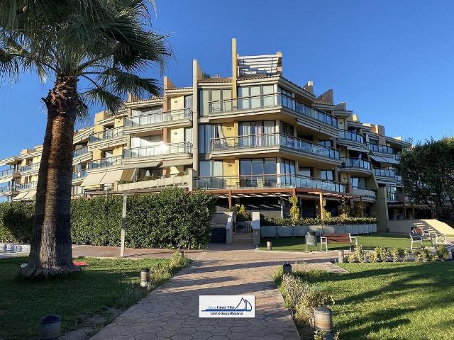 Piso en alquiler en calle Riu Brugent, Cambrils, de 75 m² 2 habitaciones por 837
