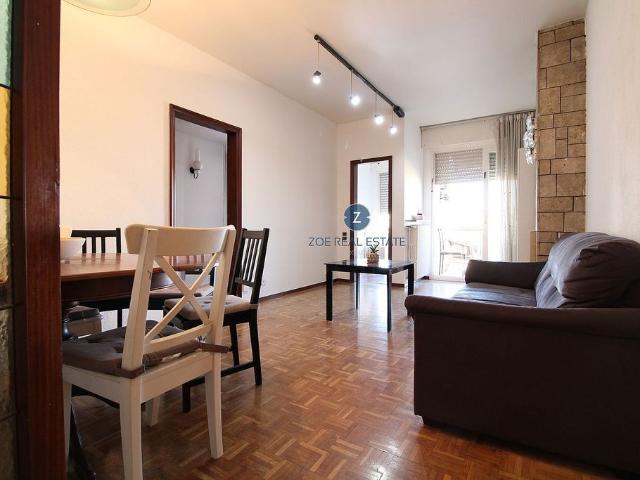 Piso en alquiler en calle Rocafort, Barcelona, de 90 m² 3 habitaciones por 1.632