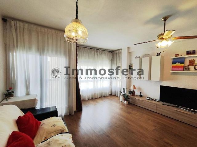 Piso en alquiler en calle Rosa Maria Moles, Tortosa, de 61 m² 3 habitaciones por 520