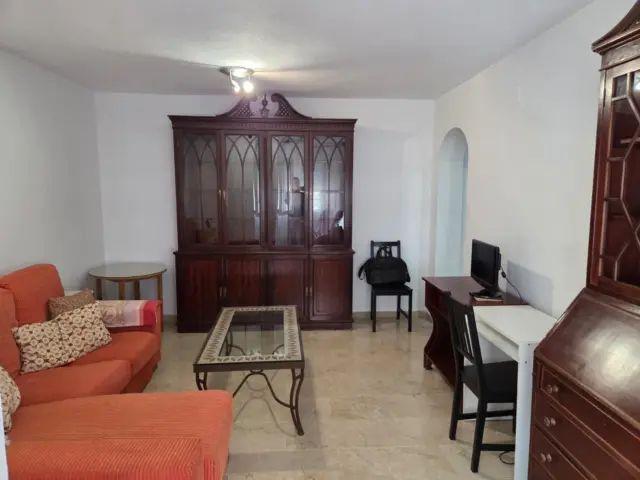 Piso en alquiler en Calle Salitre, 23
