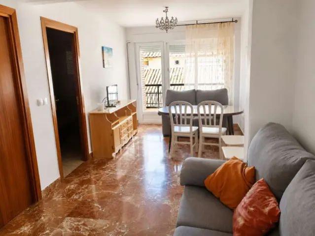 Piso en alquiler en Calle San Antón, cerca de Calle Pino