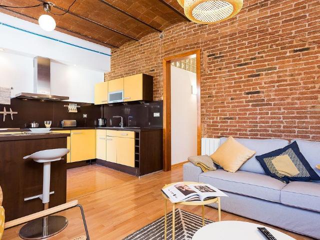 Piso en alquiler en calle Santa Agata, Barcelona, de 81 m² 3 habitaciones por 1.194