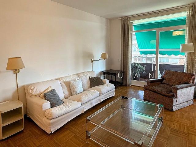 Piso en alquiler en calle Santa Amelia, Barcelona, de 67 m² 2 habitaciones por 1.950