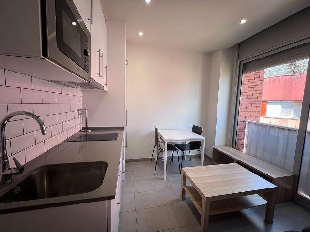Piso en alquiler en calle Torrent de L'olla, Barcelona, de 27 m² 1 habitación por 924