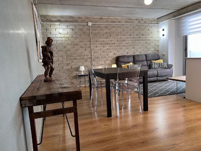 Piso en alquiler en calle Transversal, Hospitalet de Llobregat, L´, de 65 m² 2 habitaciones por 1.700