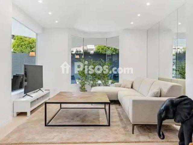 Piso en alquiler en Calle Urbanizacion los Naranjos de Marbella, 1