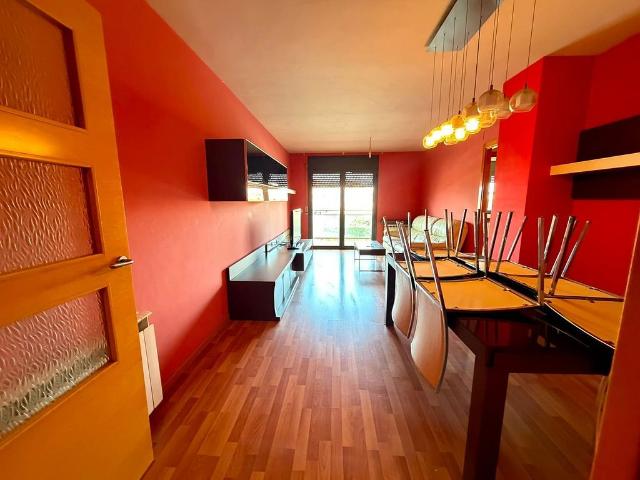 Piso en alquiler en calle Vall D'aran, Torrefarrera, de 103 m² 3 habitaciones por 750