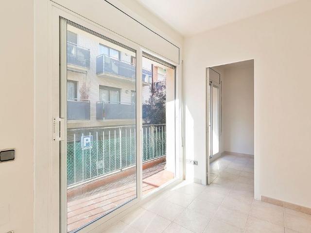 Piso en alquiler en calle Valles, Sant Cugat del Vallès, de 60 m² 3 habitaciones por 1.329