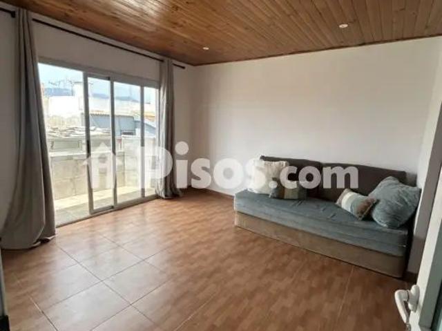 Piso en alquiler en Calle Vía 8007, 11