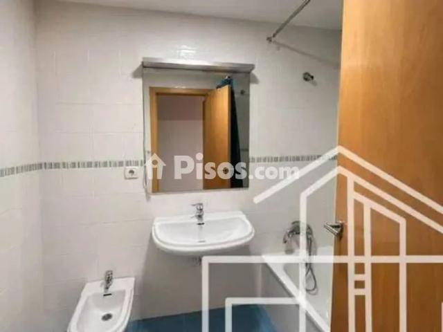 Piso en alquiler en Calle Vistahermosa, 35