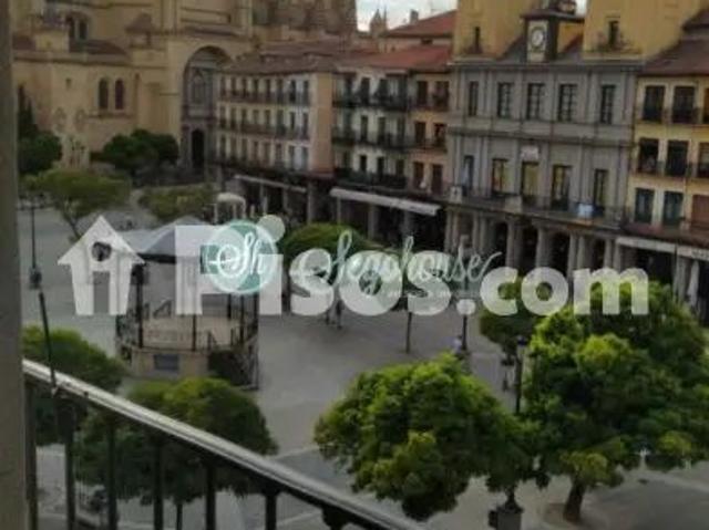Piso en alquiler en Casco Antiguo