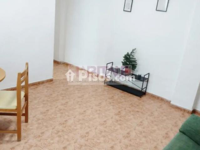 Piso en alquiler en Casco Antiguo