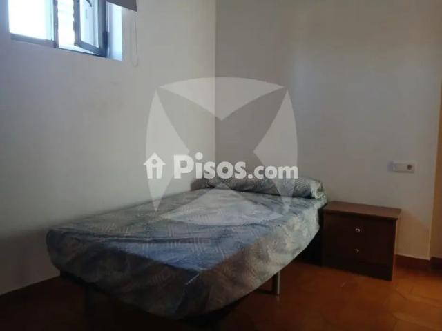 Piso en alquiler en Casco Antiguo