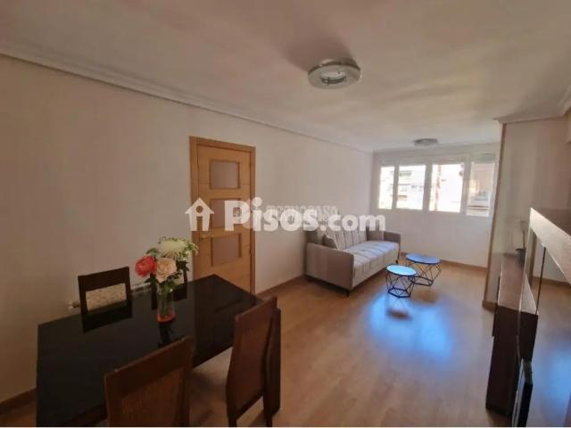 Piso en alquiler en Casco Antiguo