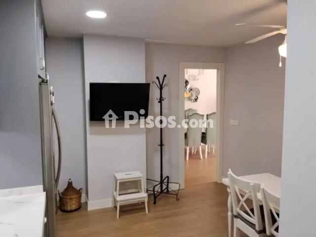 Piso en alquiler en Casco Urbano
