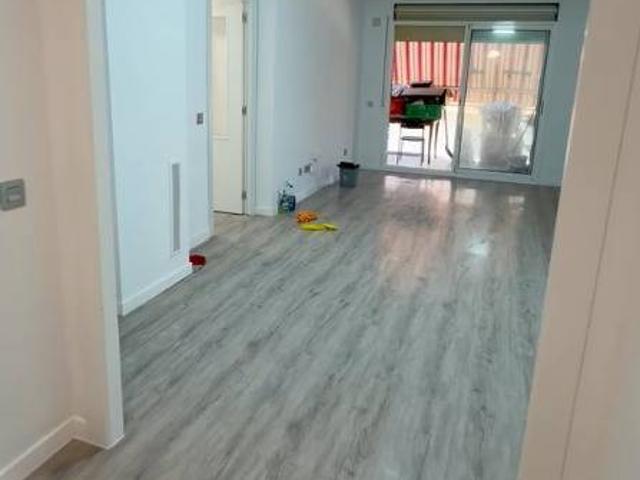 Piso en Alquiler en Castell Poble Vell