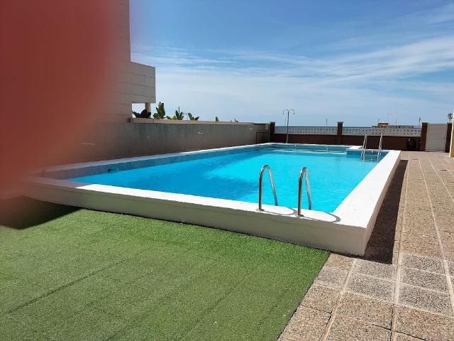 Piso en alquiler en Castelldefels, de 70 m² 3 habitaciones por 2.750