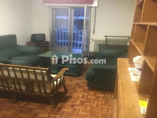 Piso en alquiler en Carmelitas
