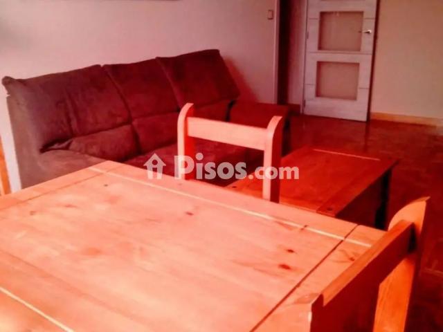 Piso en alquiler en Carmelitas