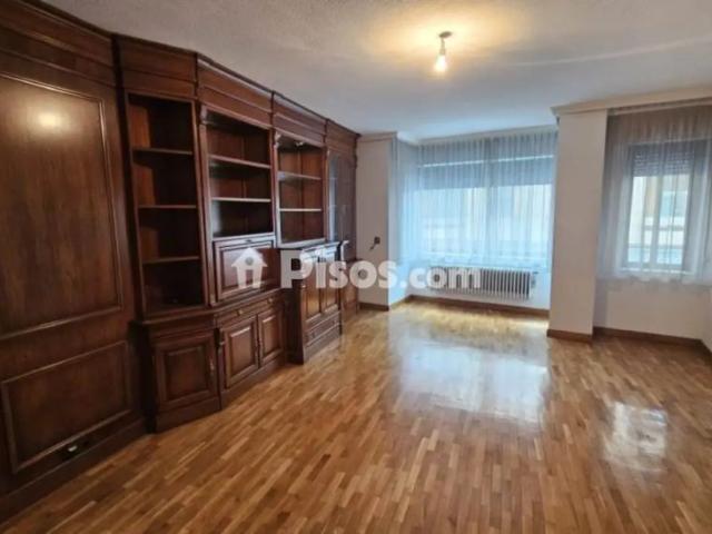 Piso en alquiler en Carmelitas