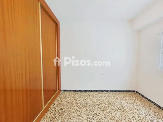 Piso en alquiler en Carolinas