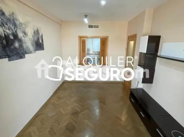 Piso en alquiler en Carabanchel