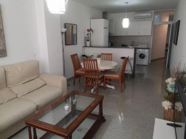 Piso en alquiler en Carlos Haya