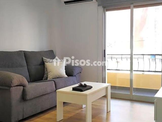 Piso en alquiler en Carrer Badia, cerca de Carrer de Monòver