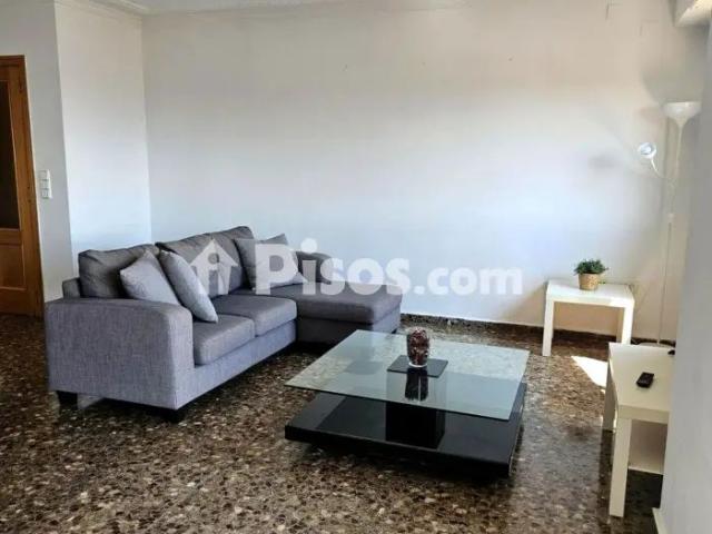 Piso en alquiler en Carrer Badia, cerca de Carrer Lluís Vives