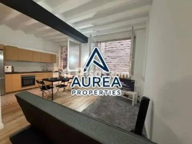 Piso en alquiler en Carrer de València