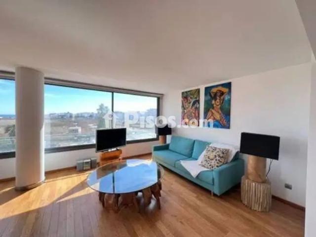 Piso en alquiler en Carrer de Xarch
