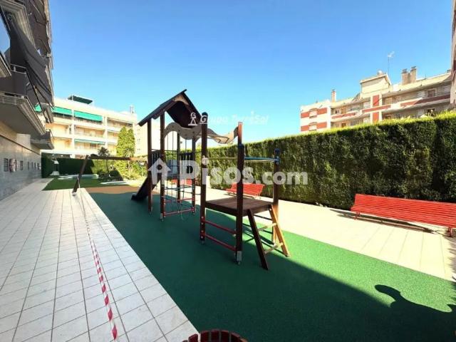 Piso en alquiler en Carrer de Barcelona