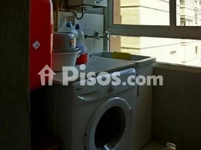 Piso en alquiler en Carrer de Bèlgica, 32