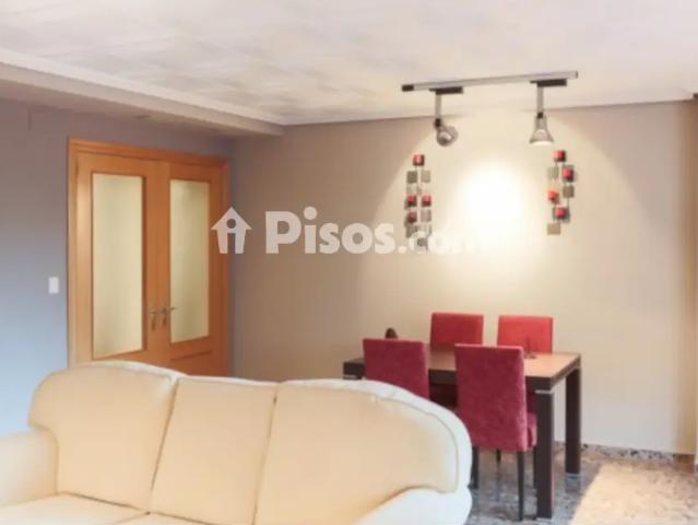 Piso en alquiler en Carrer de la Font Cabilda, 6