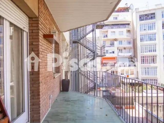 Piso en alquiler en Carrer de Pau Claris, cerca de Carrer de Provença