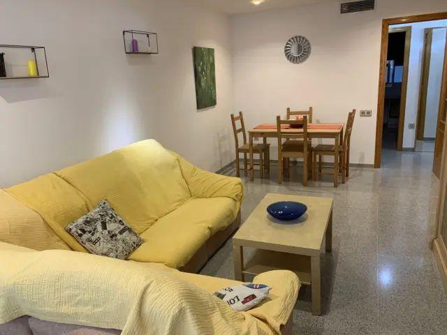Piso en alquiler en Carrer de Pere Joan Perpinyà, 90, cerca de Calle del Capitàn Gaspar Ortiz