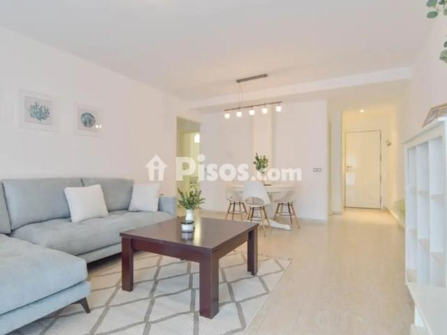 Piso en alquiler en Carrer del Riu Turia