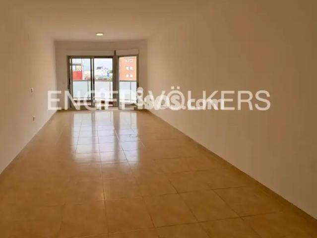 Piso en alquiler en Carrer Impressors Botella