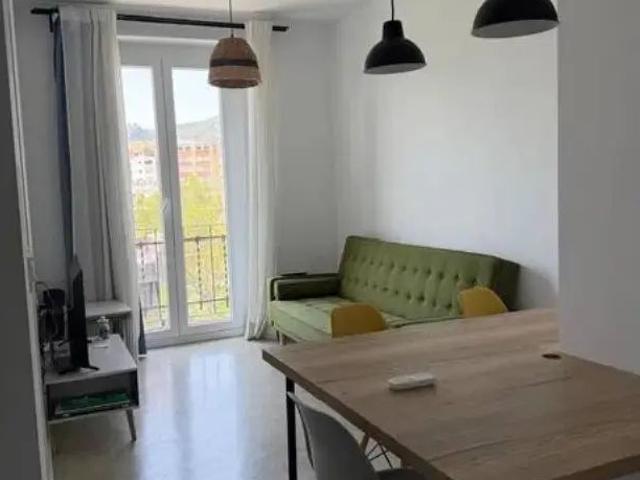 Piso en alquiler en Carrer Indústria