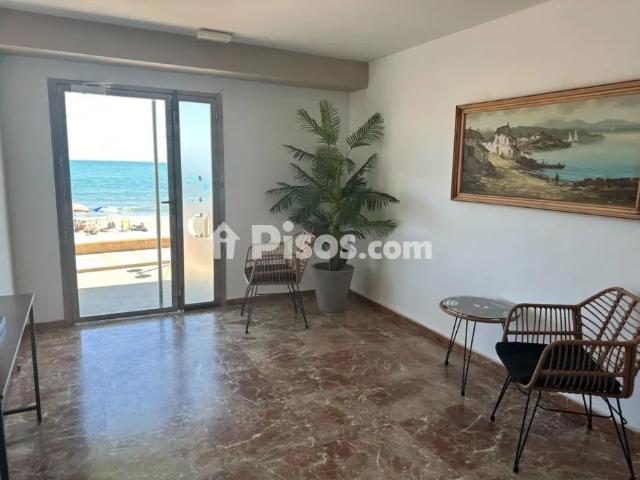 Piso en alquiler en Carvajal