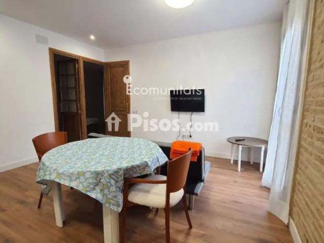 Piso en alquiler en Centre