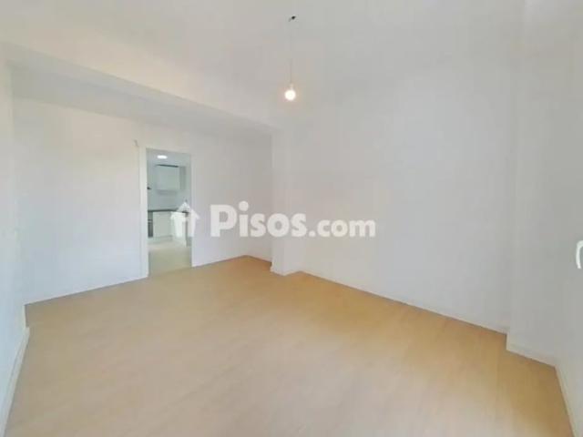 Piso en alquiler en Centre La Canaleta