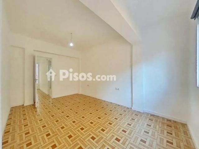 Piso en alquiler en Centre La Canaleta