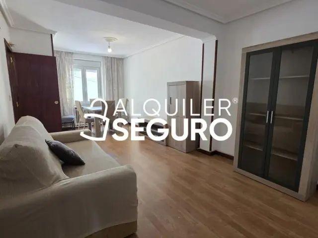 Piso en alquiler en Centro