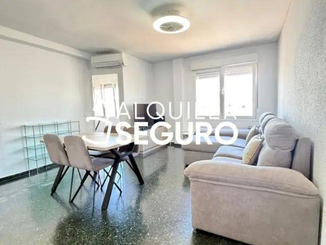 Piso en alquiler en Centro