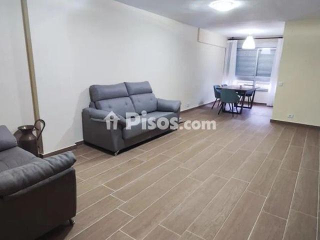 Piso en alquiler en Centro