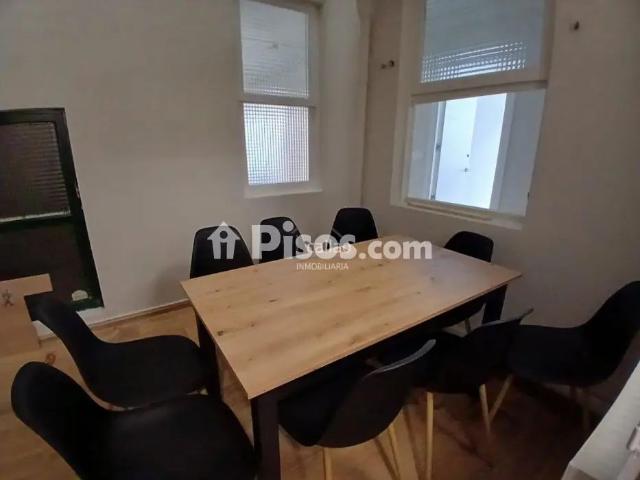 Piso en alquiler en Centro