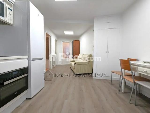 Piso en alquiler en Centro